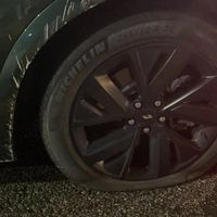 电车没备胎，扎钉就抓瞎？倍耐力新推的RUNFORWARD，只是三种解法之一
