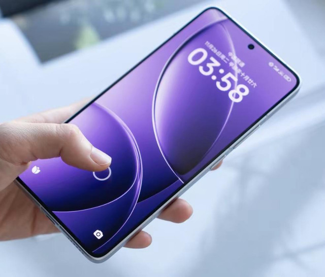 2000块买骁龙8 Gen3+6400mAh？一加Ace5实测告诉你性能续航能否全都要