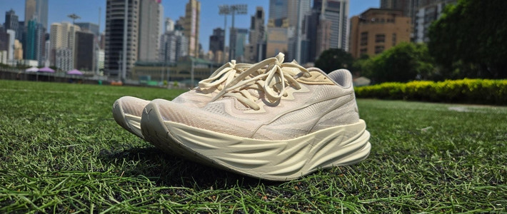 150美元无碳板训练鞋怎么选？PUMA Deviate Pure Nitro对比EVO SL