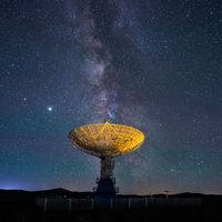 英仙座收官,银河季也进入补时:2026年剩下的两个暗夜窗口,哪天去、去哪儿一次说清