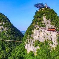 高温天带孩子钻溶洞?先看完这份安全指南再买票
