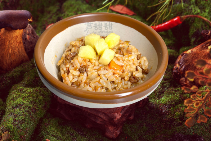 聚会餐饮