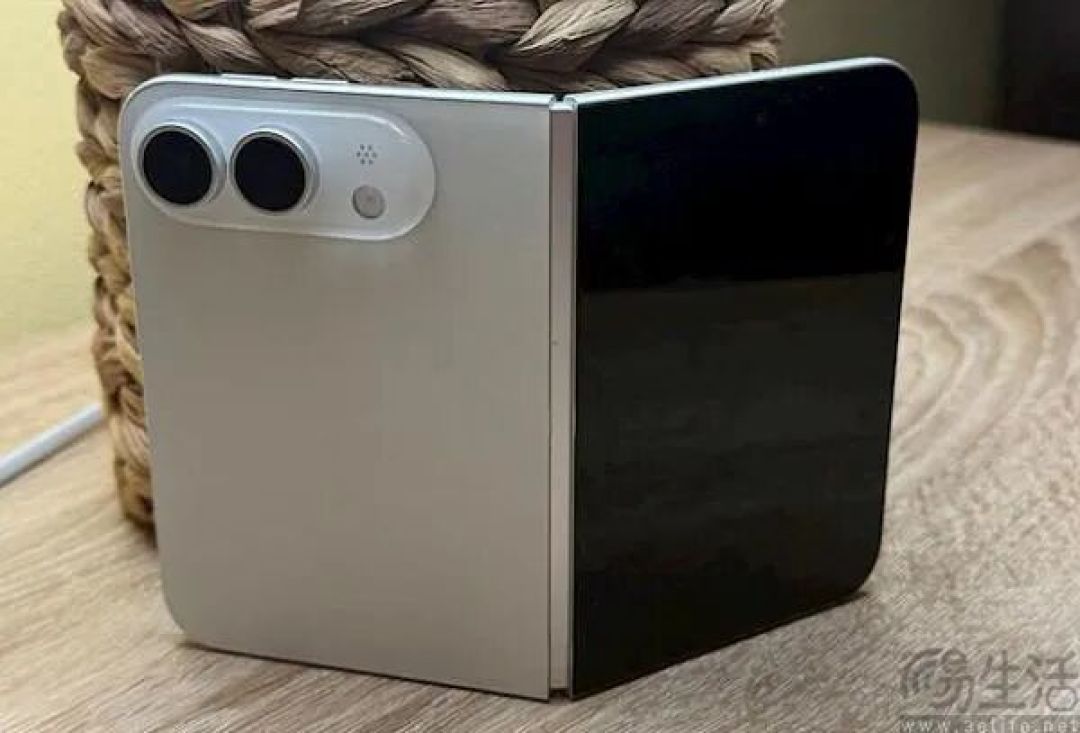 iPhone Ultra电池疑似入网，规格为4883mAh
