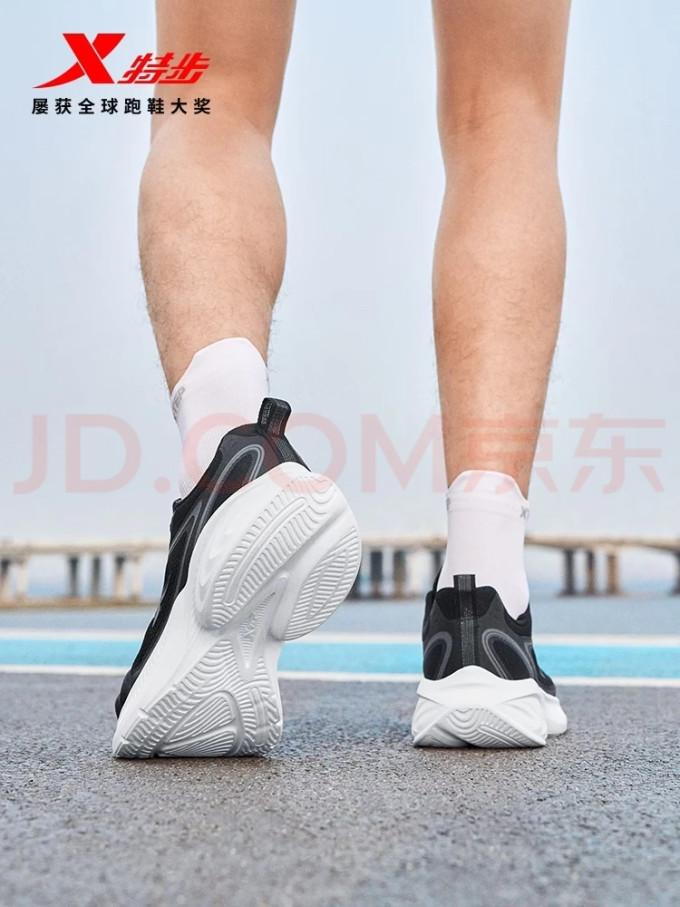 徒步鞋