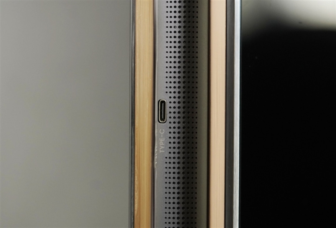 RGB-Mini LED纪元旗舰究竟有多强！海信UX 2026款评测：电视色域、亮度双冠王
