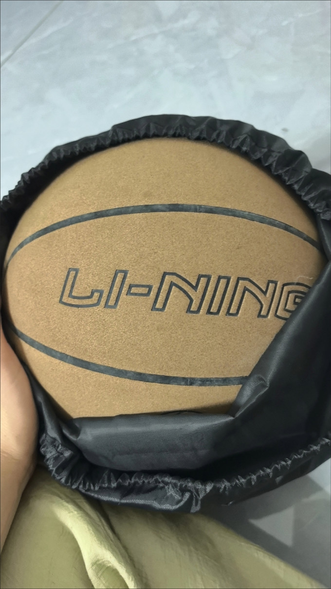 篮球