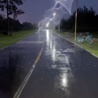 我以为路上就我一个人了