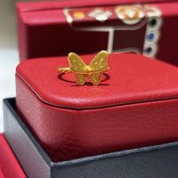 小蝴蝶黄金戒指,你心动了吗?