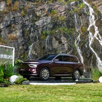 奕境X9明天开启预售：ADS5全系满配、896线激光雷达标配，但交小订前先搞清楚三件事
