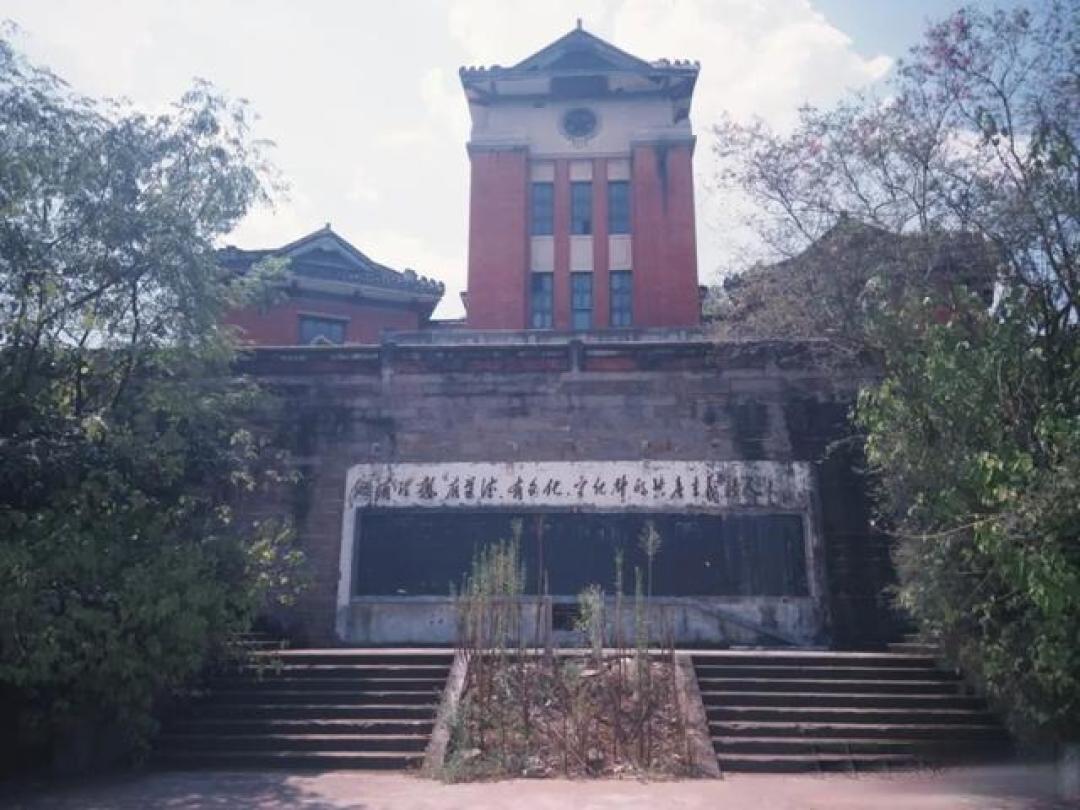 《重器》同款重庆打卡地图,一秒穿越回热血年代