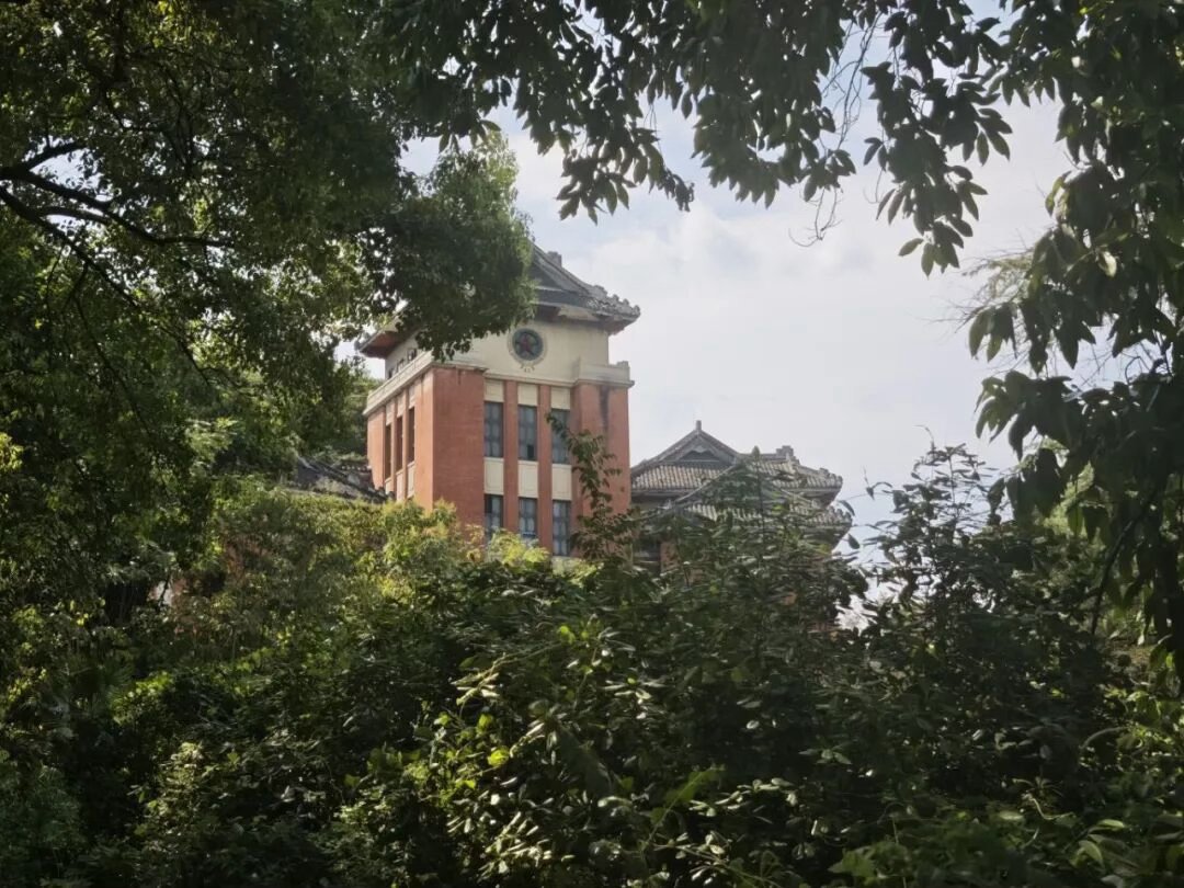 《重器》同款重庆打卡地图,一秒穿越回热血年代