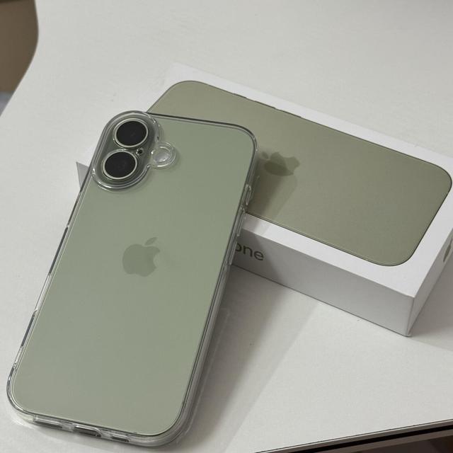 Mac涨完iPad涨，现在轮到iPhone：这条涨价链看懂了，就别赌双十一了
