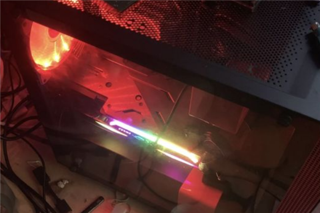 欧皇附体!网友捡到RTX2080 SUPER 上机直接能用