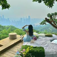 在南山吃烤肉看夜景，一半山林一半城景火了六年