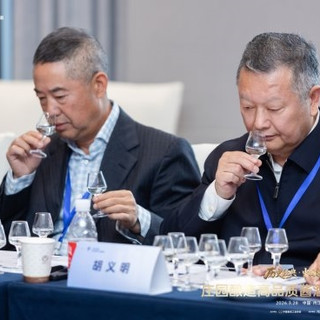 郎酒勾调揭秘：郎牌郎到青花郎，年份差距到底值不值多花钱？