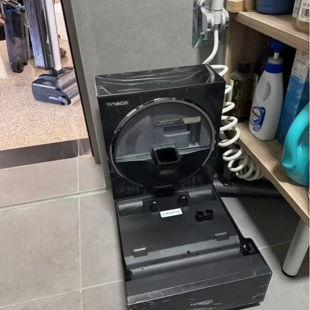 添可StationView蒸汽版到店：免维护洗地机看着香，但真适合买的只有三种家庭