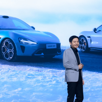 雷军再创神话!小米SU7交付破50万,比特斯拉 Model 3快了14个月