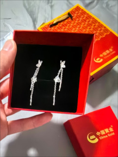 七夕耳环饰品值不值？知名品牌vs小品牌的性价比