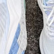 安踏凌风2跑鞋实测，透气轻便百搭