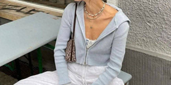 90%的项链都白戴了：领口不对，再贵的链子也浪费