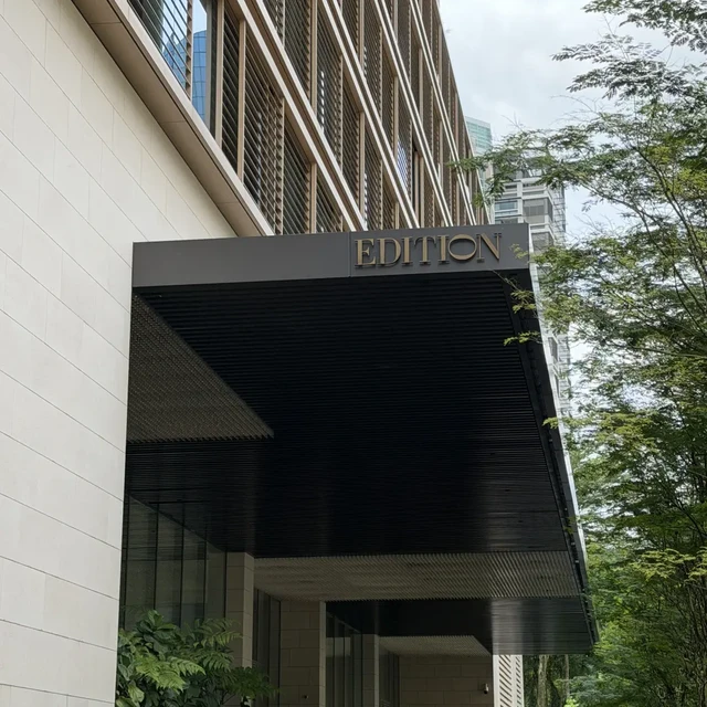 我把四家艾迪逊的积分价拉了个平：上海38k遇到就是漏，三亚卡死在55k以上，开普敦新店108k开兑