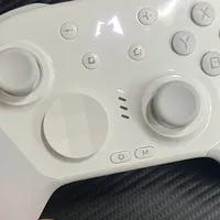 Switch Pro手柄太贵？不妨看下只要两张的水桶平替！魔派赤兔2