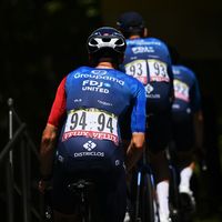 环西本周五开赛，国产码表进世巡赛："车队同款"只要六百多，还花3590元买佳明吗？