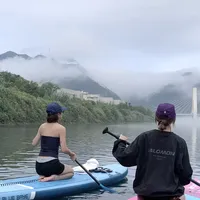 水上季还剩一个月：第一块桨板怎么买不当韭菜，哪些水域千万别下