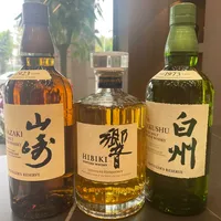 三得利官方涨价最高15.3%,山崎18市场价却从9000+跌到5000+:日威跌进“捡漏区”了,但别急着囤