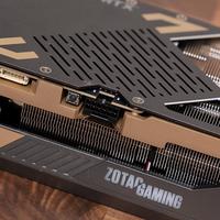 都叫 SOLID，却不是同一张卡：索泰 5080 的 OC 与 CORE 版本混淆，评论区已经有人中招