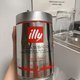 一罐从欧洲背回来的illy，用中文写着