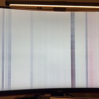 十几份「AOC花屏」维修记录摆在一起:有人10分钟换新,有人折腾11天,差别在哪