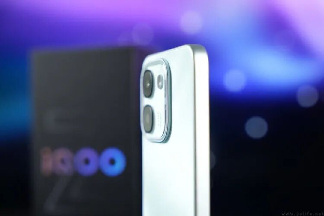 iQOO Z11S首发体验：实用向机型也有硬件创新