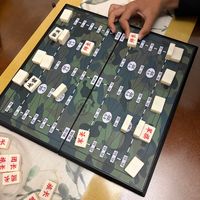搜了下军棋，18条结果15条是同一家的软文：想给娃买一副，钱到底该怎么花