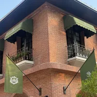 新荣记深圳店刚摘下一星，5城12星在手：从398穷鬼套餐到1388元一条黄鱼，这顿饭到底怎么吃才不亏