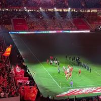 韦世豪的重摔，让成都球迷心里咯噔了一下：22号主场踢申花，这位31岁队长不能倒