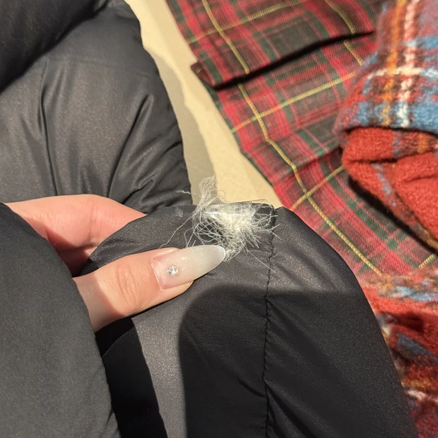 美力城反季鹅绒服降到379元，闭眼冲行不行？翻了全网种草帖和避雷帖，整理出4个判断