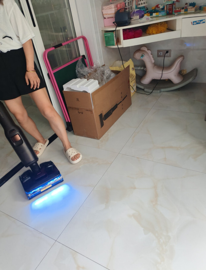 无线洗地机