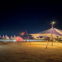 300块一晚也是沙漠帐篷，8000块一晚也是：翻完20多条中卫真实入住记录，搞懂了差价差在哪