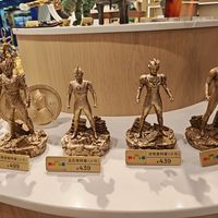铜师傅的铜奥特曼卖了7个月，口碑两极：21款里只有1款被评