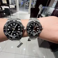 浪琴新康卡斯去掉数字刻度后，评论区先打起来了：16300的新款和14600的老款，差价到底差在哪