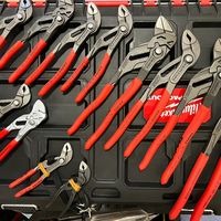 第二把 KNIPEX 比第一把更容易买错：翻完全网钳友的加购帖，我做了一张对照表