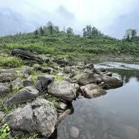 96条评论里95条在「求位置」：溪流钓点等不来，5步自己在地图上筛