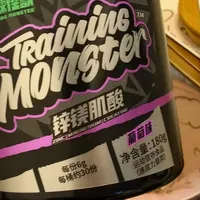 吃肌酸后体重涨、脸还肿？把社区帖子和 ISSN 立场声明对了一遍：不是脂肪，也不用急着停