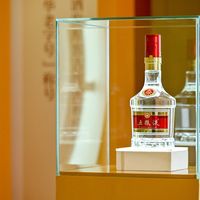 茅台自营店涨到1753元，五粮液划出800元红线：白酒跌了一年多，中秋前的抄底窗口要关了？