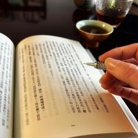 《小团圆》里最痛的一笔，不是欠胡兰成的：张爱玲跟母亲算的那笔账