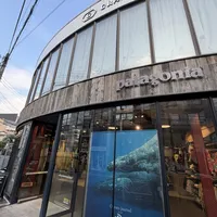 去日本买巴塔，只认直营店会吃亏：不退税、不打折，便宜的都在集合店和奥莱