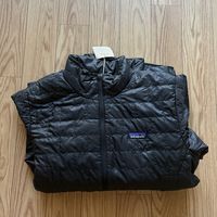 金标P棉棉服8月底反季摸底：华巍270到黑冰500，六个品牌的好价线一次说清