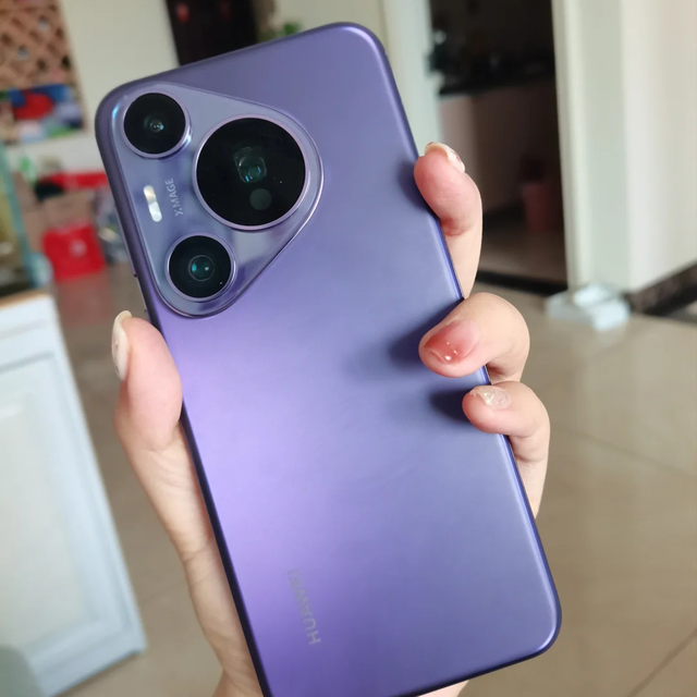 华为70pro价格？12GB+256GB版国补后3299元，上班族换机真香体验