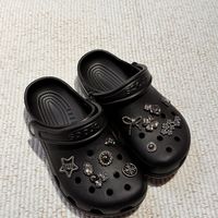 鞋599，花522，脱落还不保修：Crocs鞋花怎么买才不亏